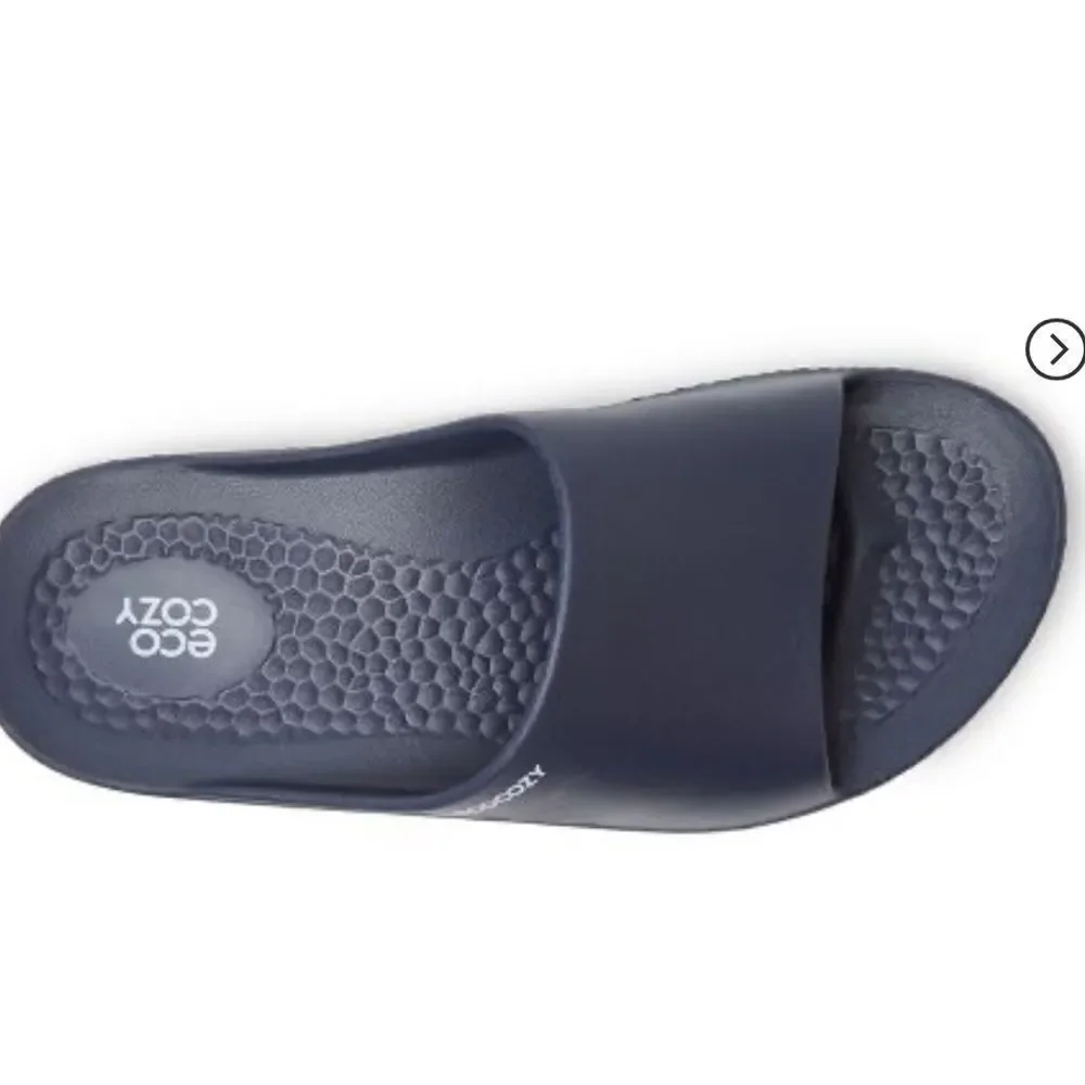 EcoCozy Dearfoams Men's Sustainable Comfort Slide Sandal Navy 7 NWT IN‎ PKG